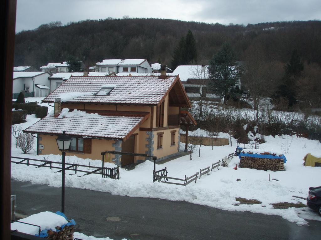 Casa Rural Irugoienea Espinal-Auzperri Bagian luar foto